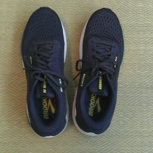 Men's Brooks Adrenaline 24 size 11 - Picture 6 of 6